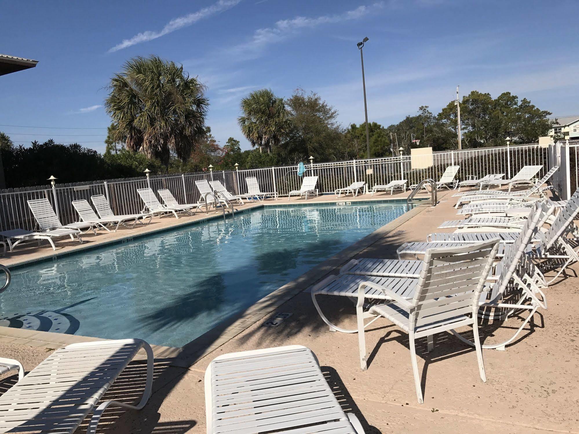 Village By The Gulf Gulf Shores Exterior photo